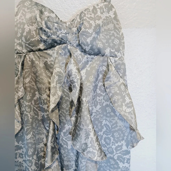 💚5/$25 Love Tease Silver Gray & White Ruffled Flirty Mini Dress SMALL - Picture 2 of 4
